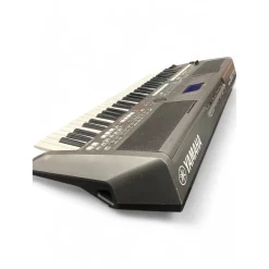 Used Yamaha PSR S670 Arranger Keyboard