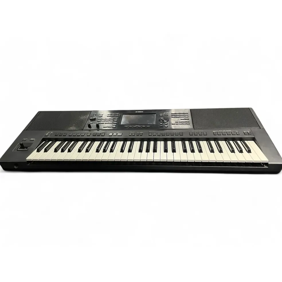 Used Yamaha psr sx900 Arranger Keyboard