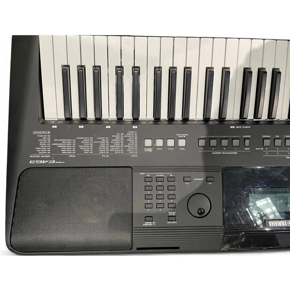 Used Yamaha PSRE463 61 key Portable Keyboard