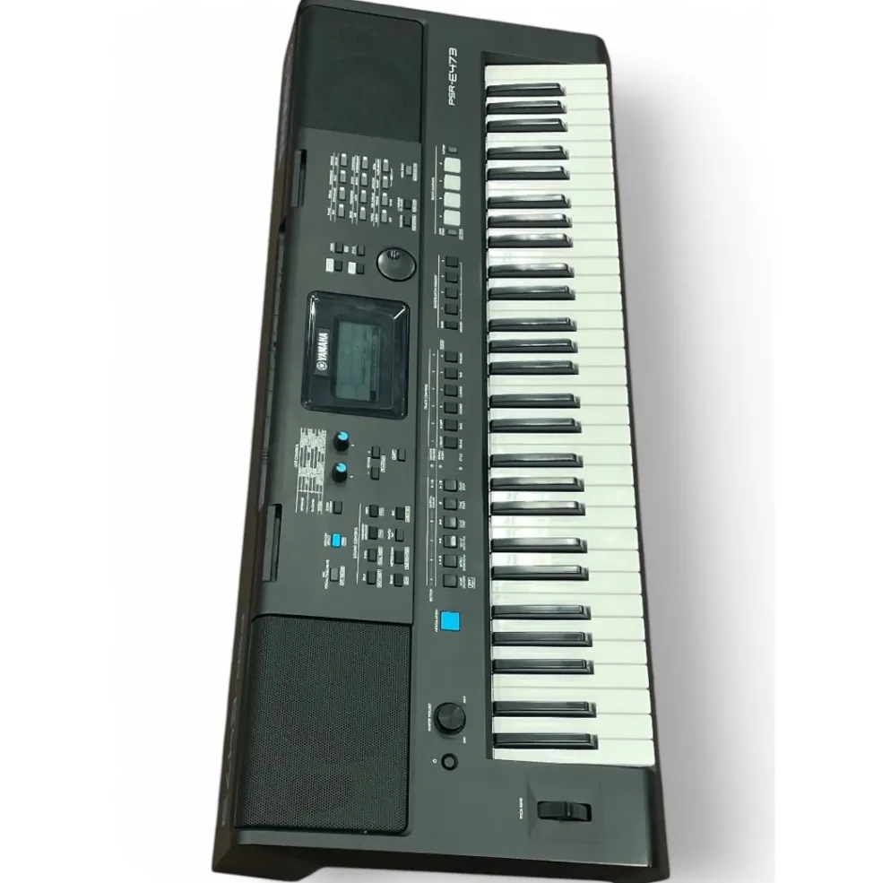 Used Yamaha PSRE473 61 Key Portable Keyboard