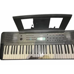 Used Yamaha PSRE273 Portable Keyboard