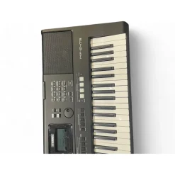 Used Yamaha psre473 Synthesizer