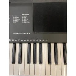Used Yamaha PSREW300 76 Key Portable Keyboard