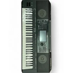 Used Yamaha PSRSX 900 Arranger Keyboard