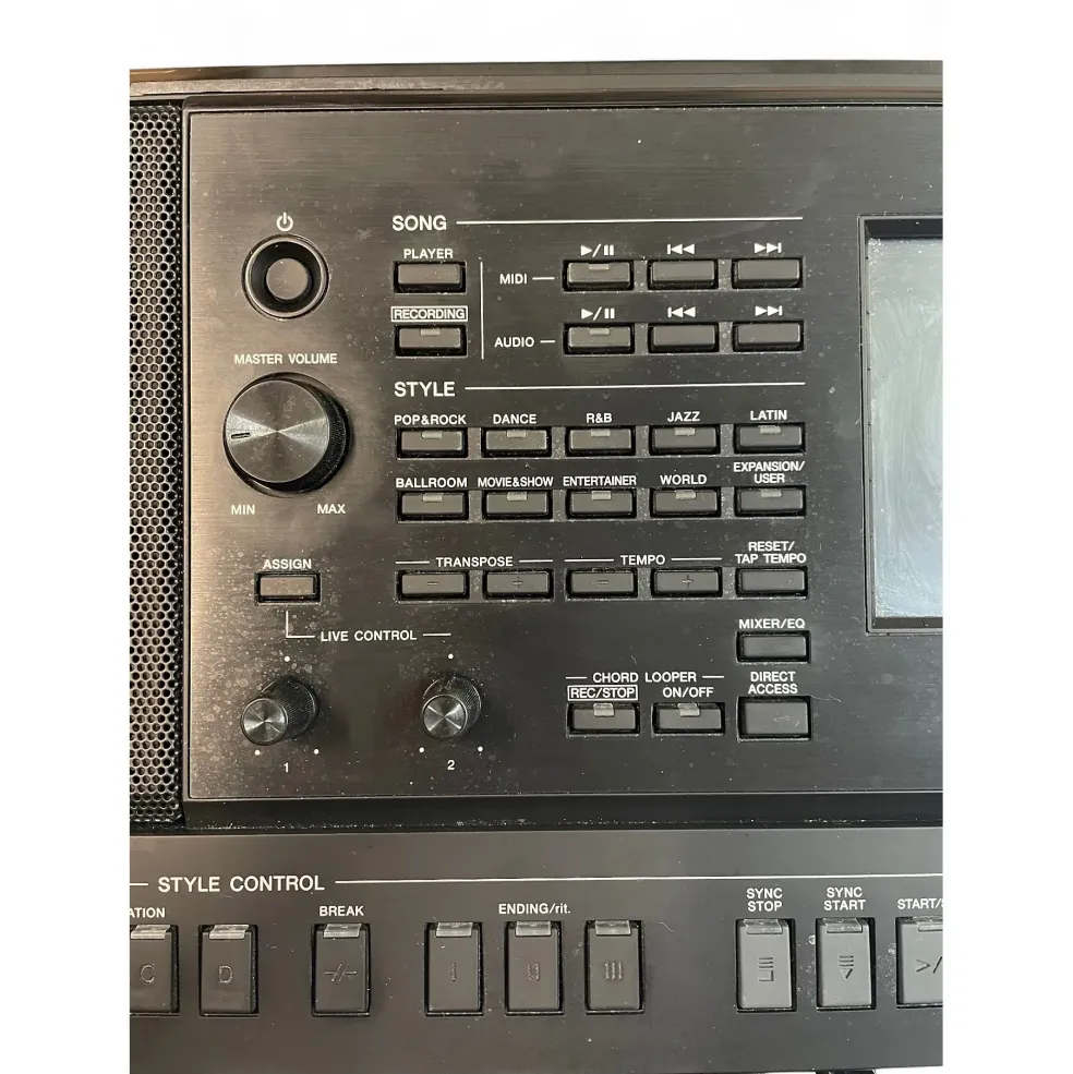 Used Yamaha PSR-SX900 61 Key Arranger Keyboard