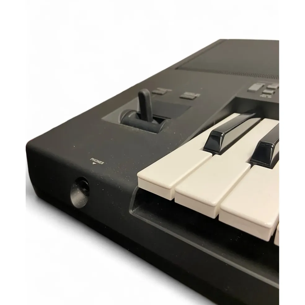 Used Yamaha psrsx700 Arranger Keyboard