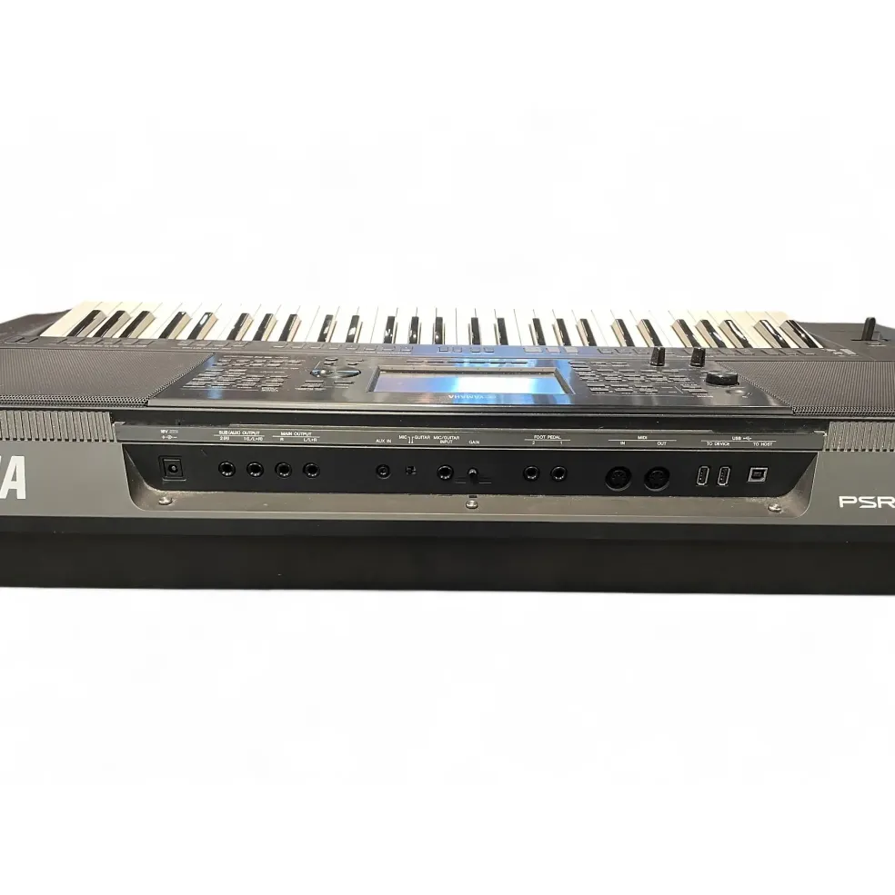 Used Yamaha PSR-SX900 Arranger Keyboard