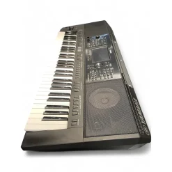 Used Yamaha PSR-SX900 Arranger Keyboard