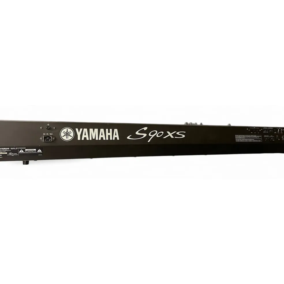 Used Yamaha S90XS 88 Key Synthesizer