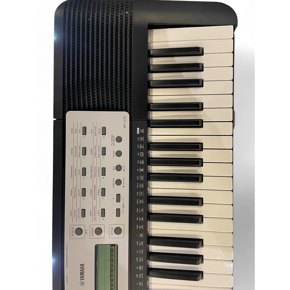 Used Yamaha YPT 270 Portable Keyboard