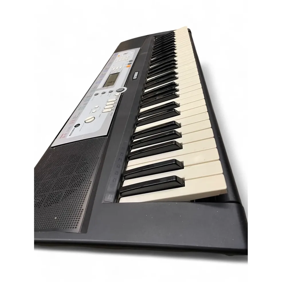 Used Yamaha YPT200 Synthesizer