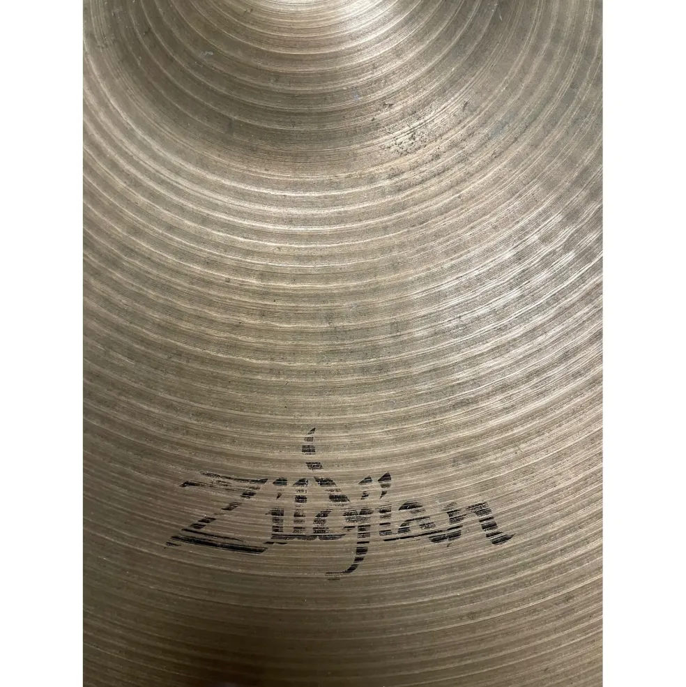 Used Zildjian 14in New Beat Hi Hat Pair Cymbal