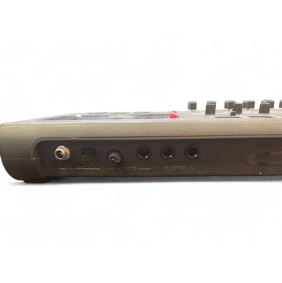 Used Zoom R20 MultiTrack Recorder