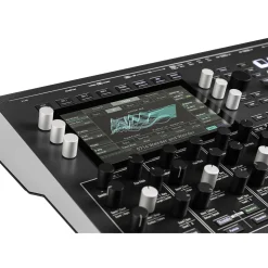 Waldorf Iridium Digital Polyphonic Synthesizer Black
