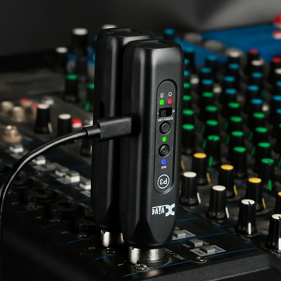 Xvive Bluetooth Audio Receiver With One P3 Bluetooth Audio Receive for Mono Audio