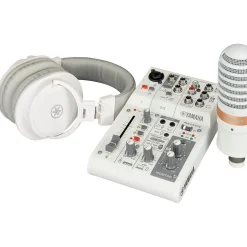 Yamaha AG03MK2 3-Channel Live Streaming Loopback Audio USB Mixer White