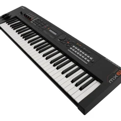 Yamaha MX61 61-Key Music Production Synthesizer Essentials Bundle Black