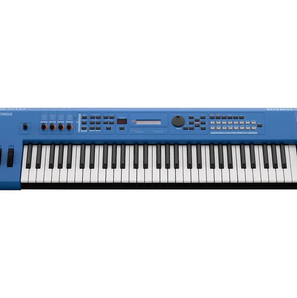 Yamaha MX61 61-Key Music Production Synthesizer Essentials Bundle Blue
