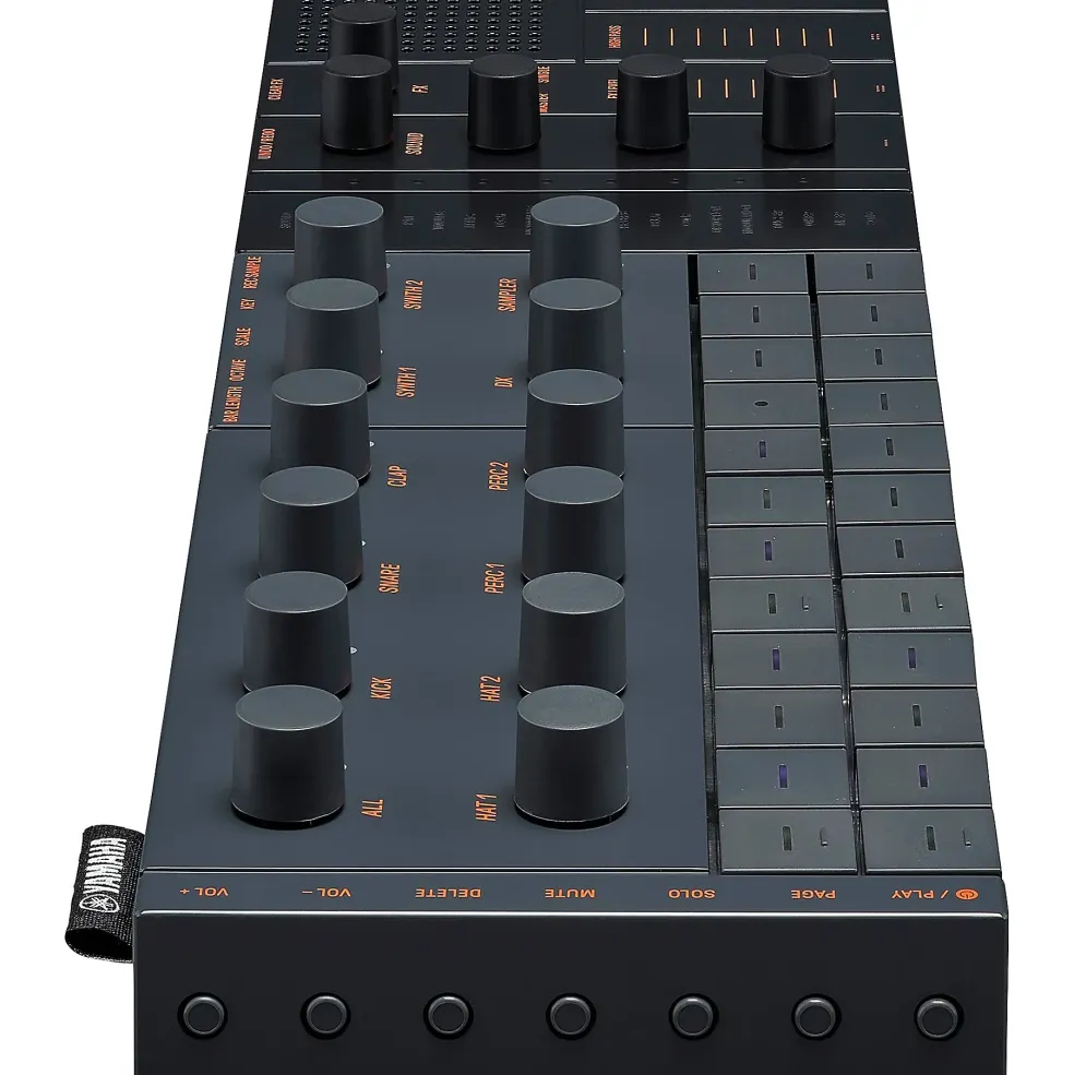 Yamaha SEQTRAK Music Creation Station Black