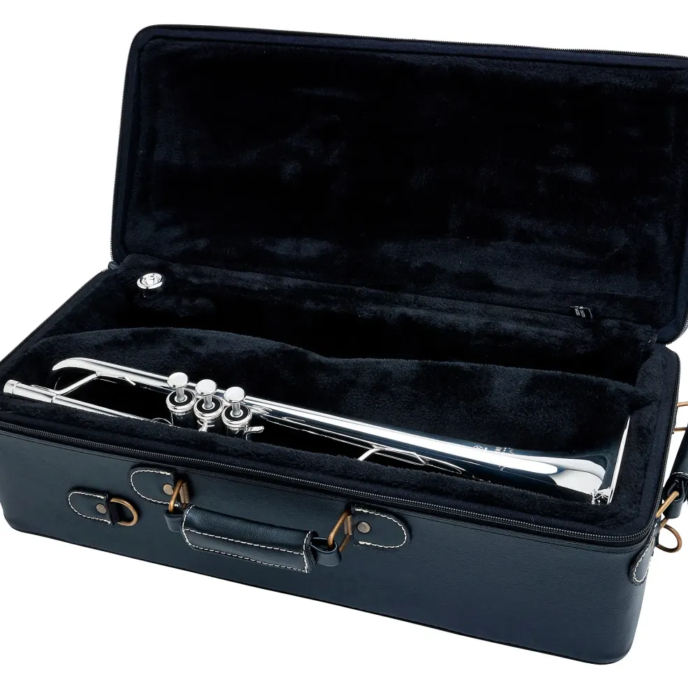 Yamaha YTR-8335IIRS Xeno Series Professional Bb Trumpet With Reverse Leadpipe