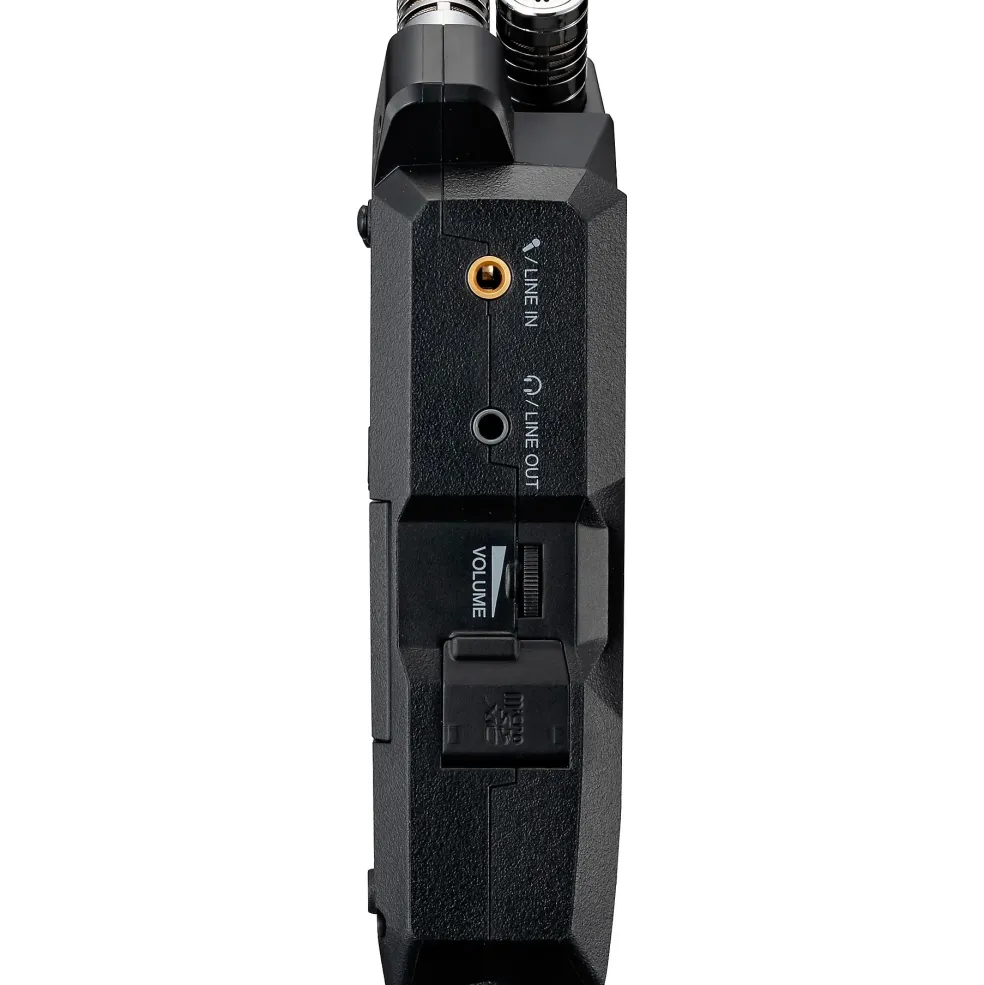 Zoom H4essential 32-Bit Float 4-Track Recorder