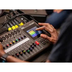 Zoom R20 MultiTrack Recorder